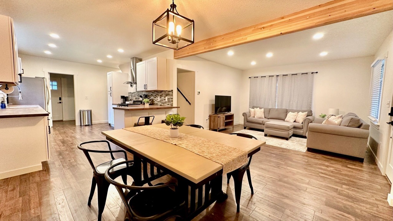 Photo of Others in McLoughlin