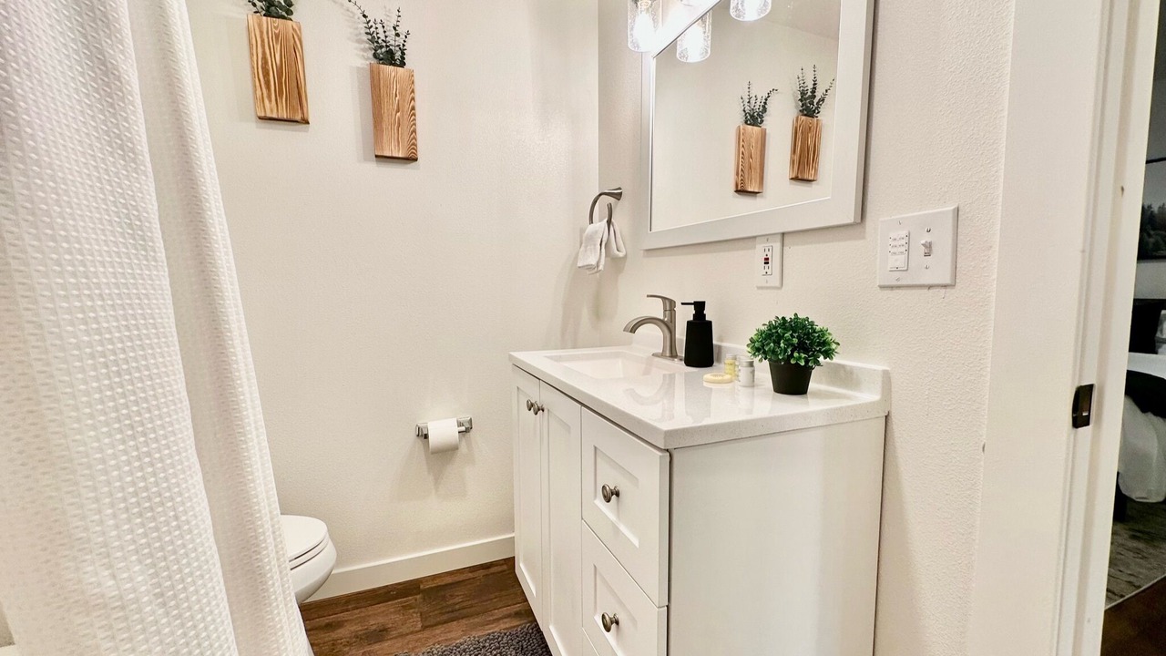 Photo of Bathroom in McLoughlin