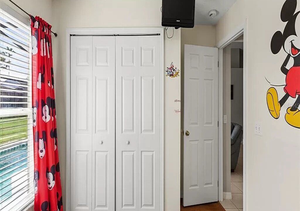 Photo of Bedroom in Lake Berkley
