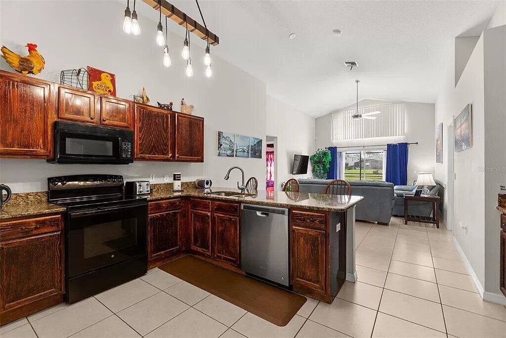 Photo of Kitchen in Lake Berkley
