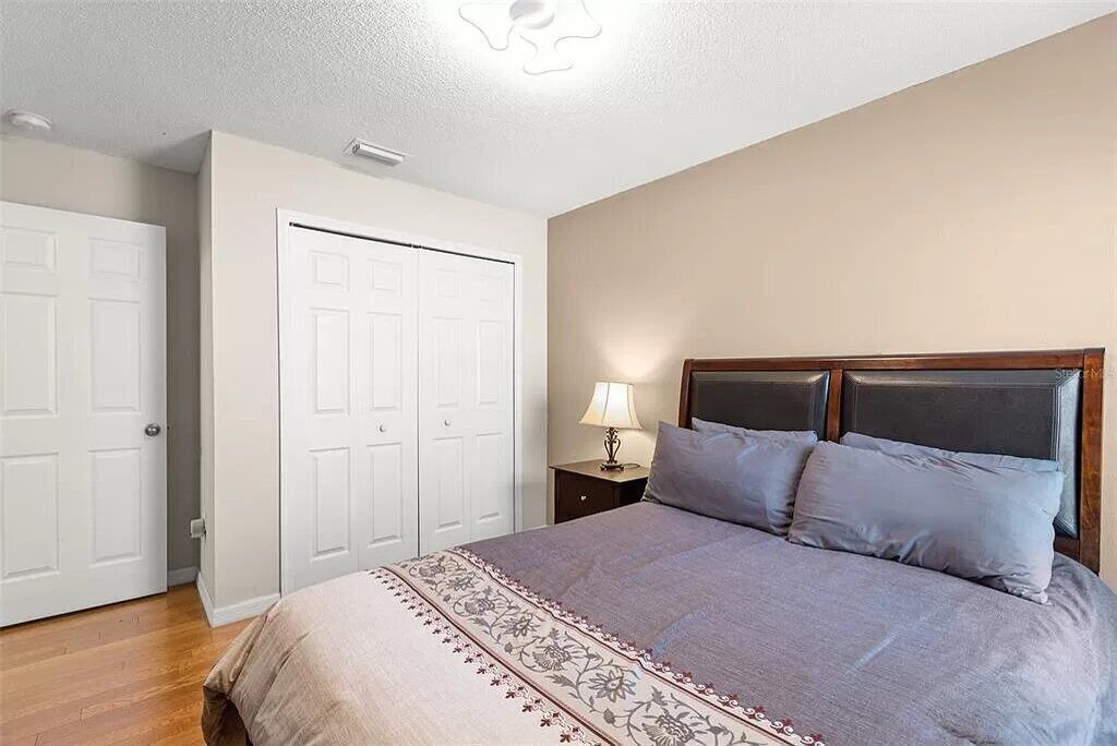 Photo of Bedroom in Lake Berkley
