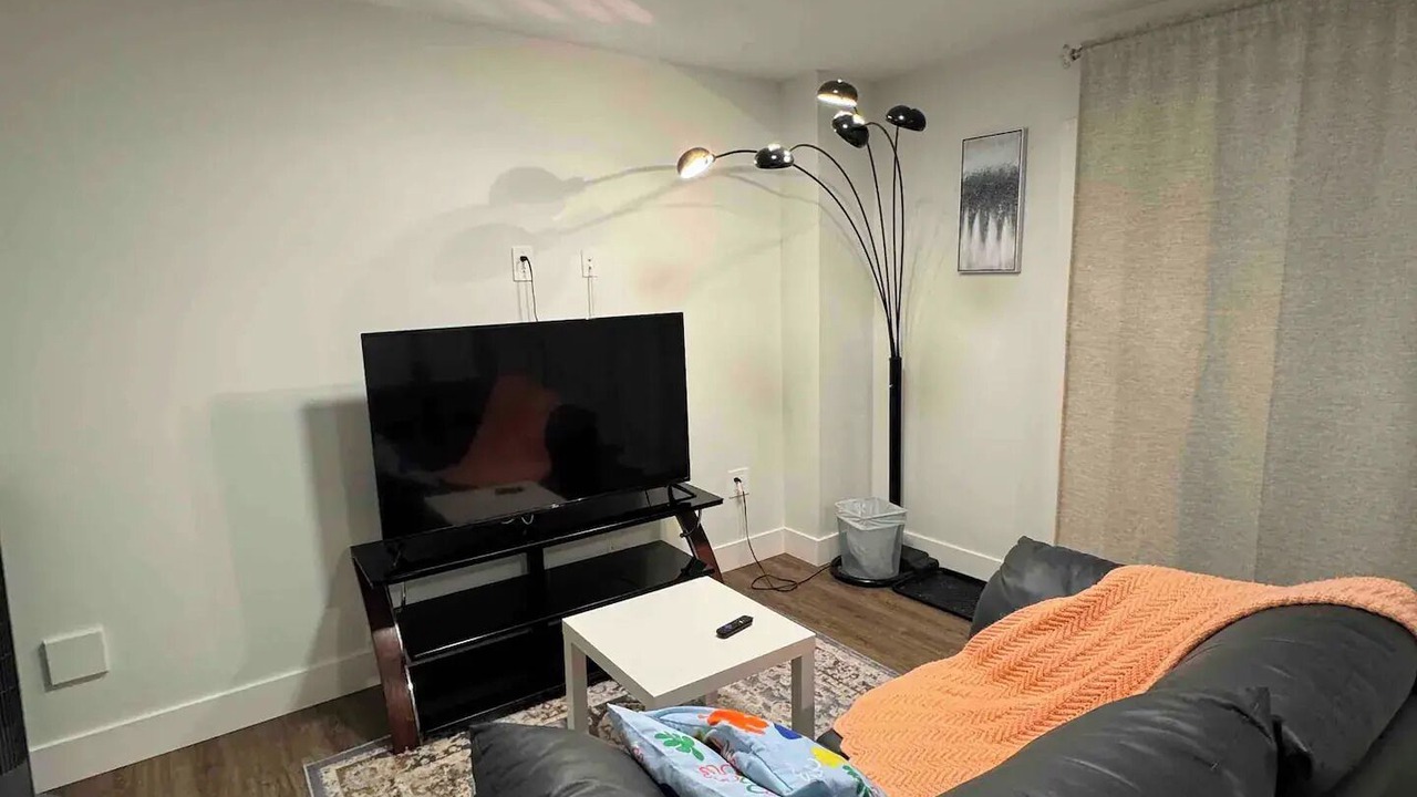 Photo of Livingroom in Bedford