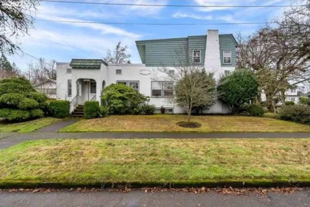 Photo of Outdoor in Southeast Salem