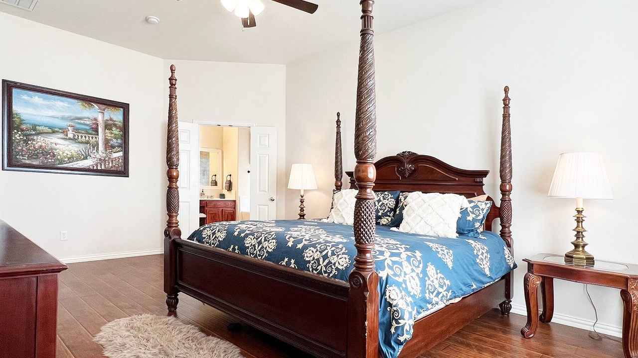 Photo of Bedroom in Allen