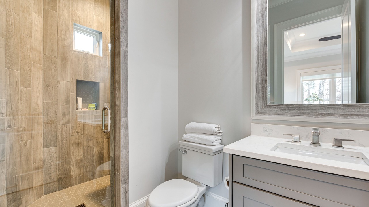 Photo of Bathroom in Suwanee