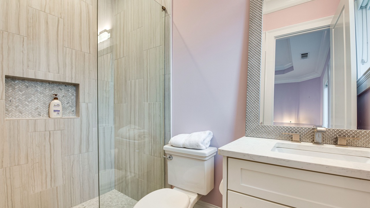 Photo of Bathroom in Suwanee