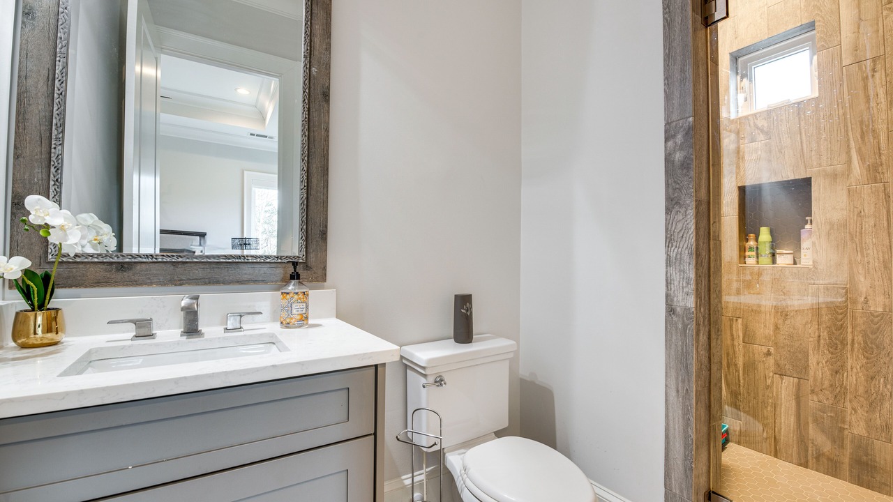 Photo of Bathroom in Suwanee
