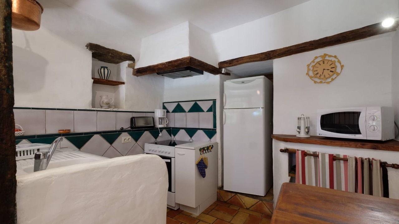 Photo of Kitchen in Fontiers-Cabardes