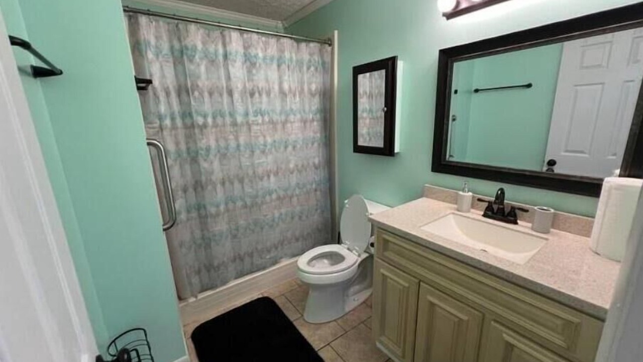 Photo of Bathroom in Horse Cave
