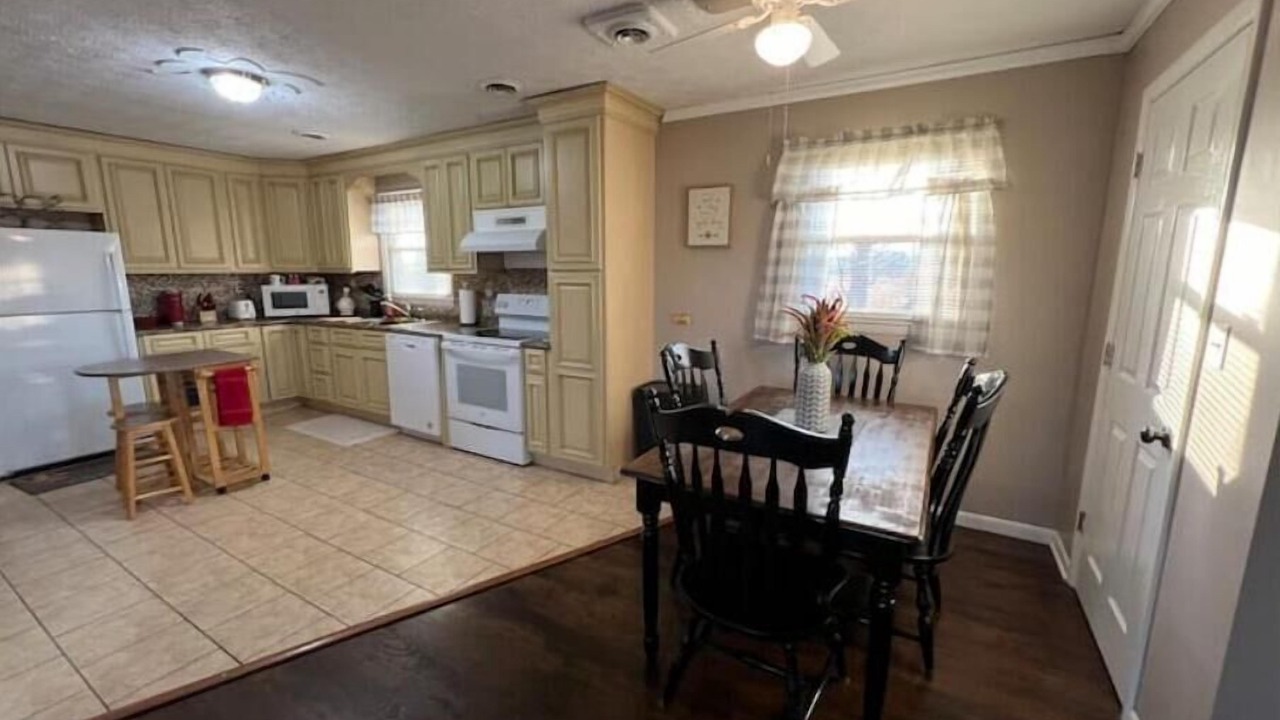 Photo of Kitchen in Horse Cave
