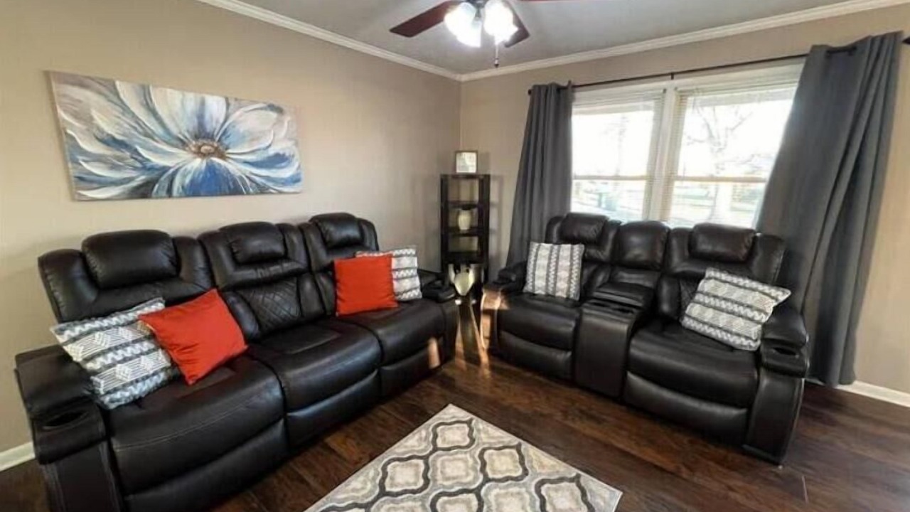 Photo of Livingroom in Horse Cave