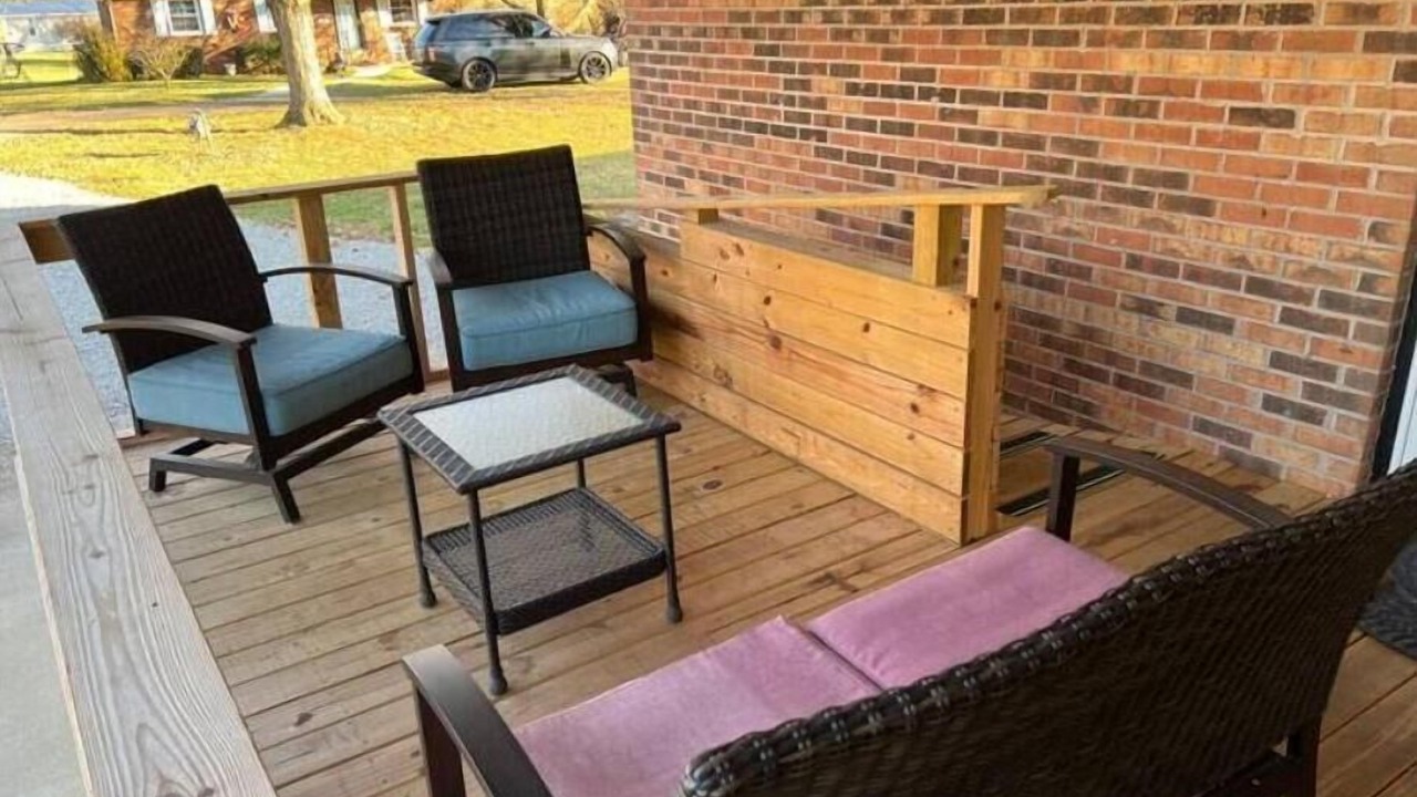 Photo of Patio Balcony in Horse Cave