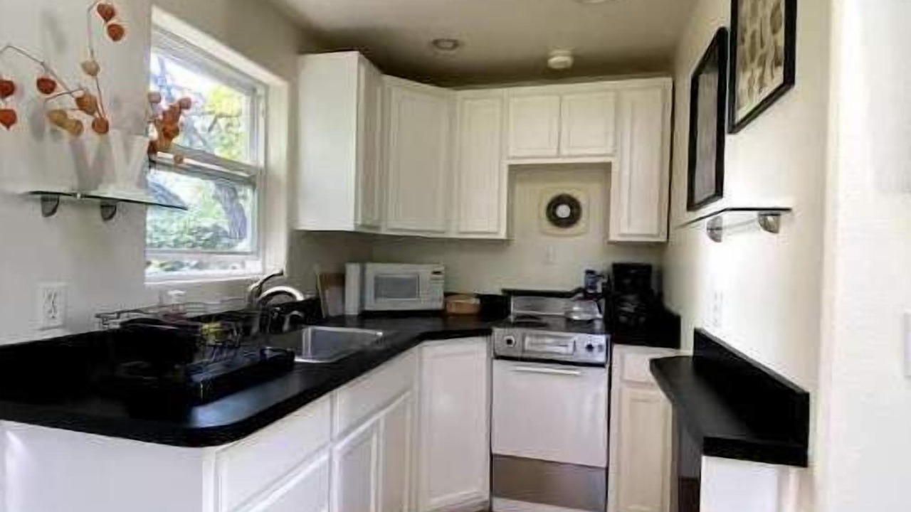 Photo of Kitchen in Amazon