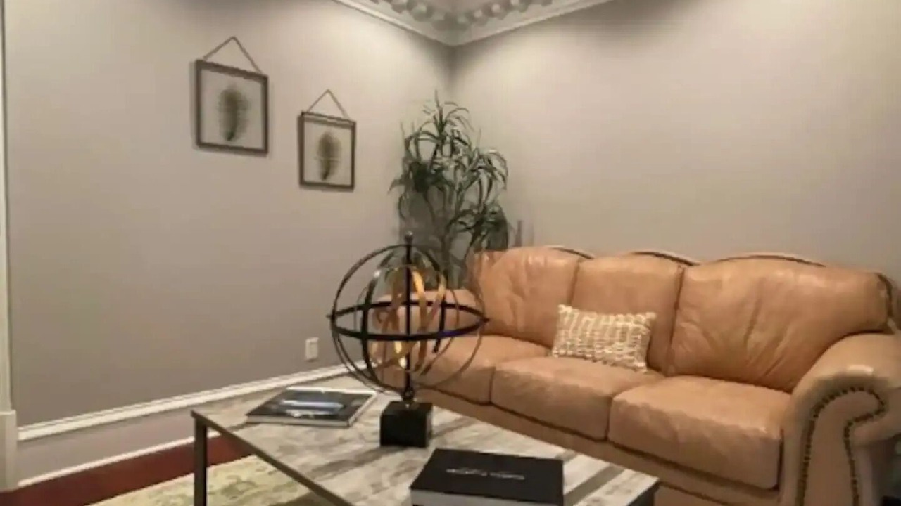 Photo of Livingroom in Lexington