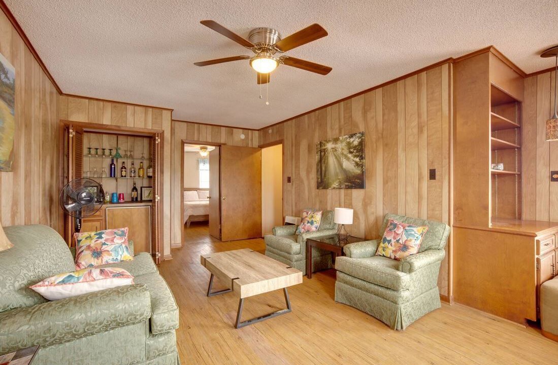 Photo of Livingroom in Onalaska