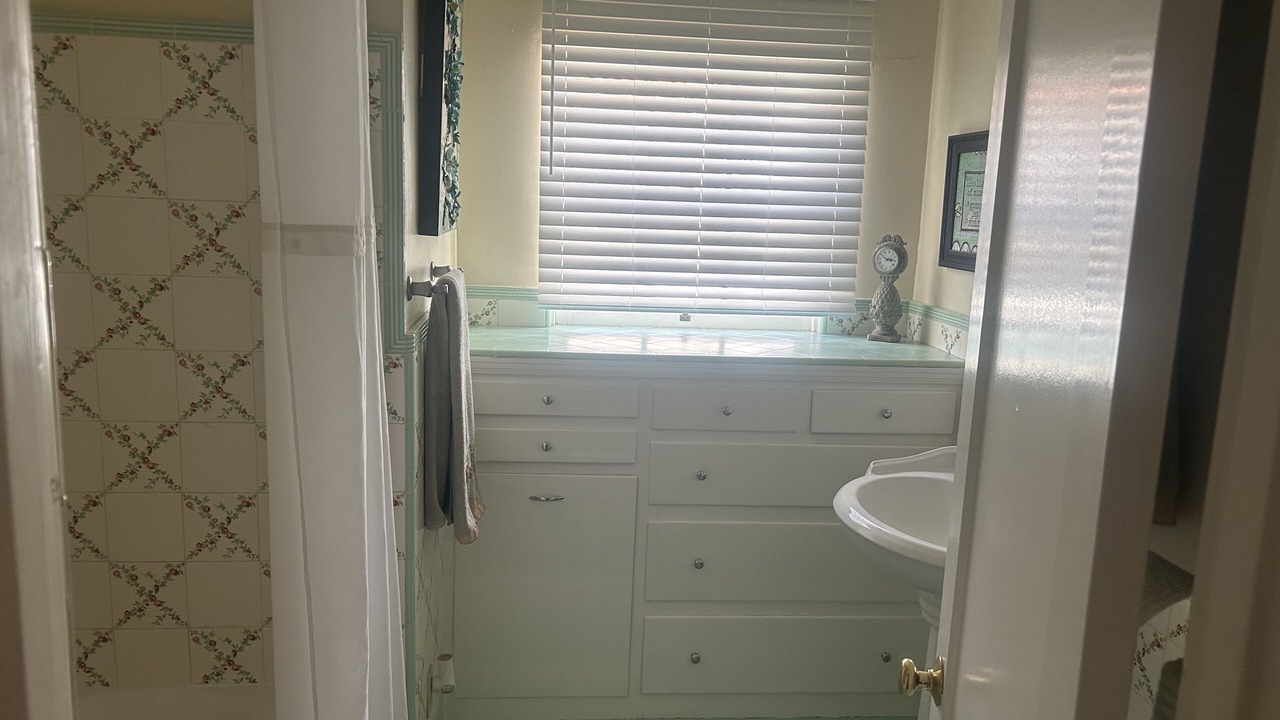 Photo of Bathroom in Safford