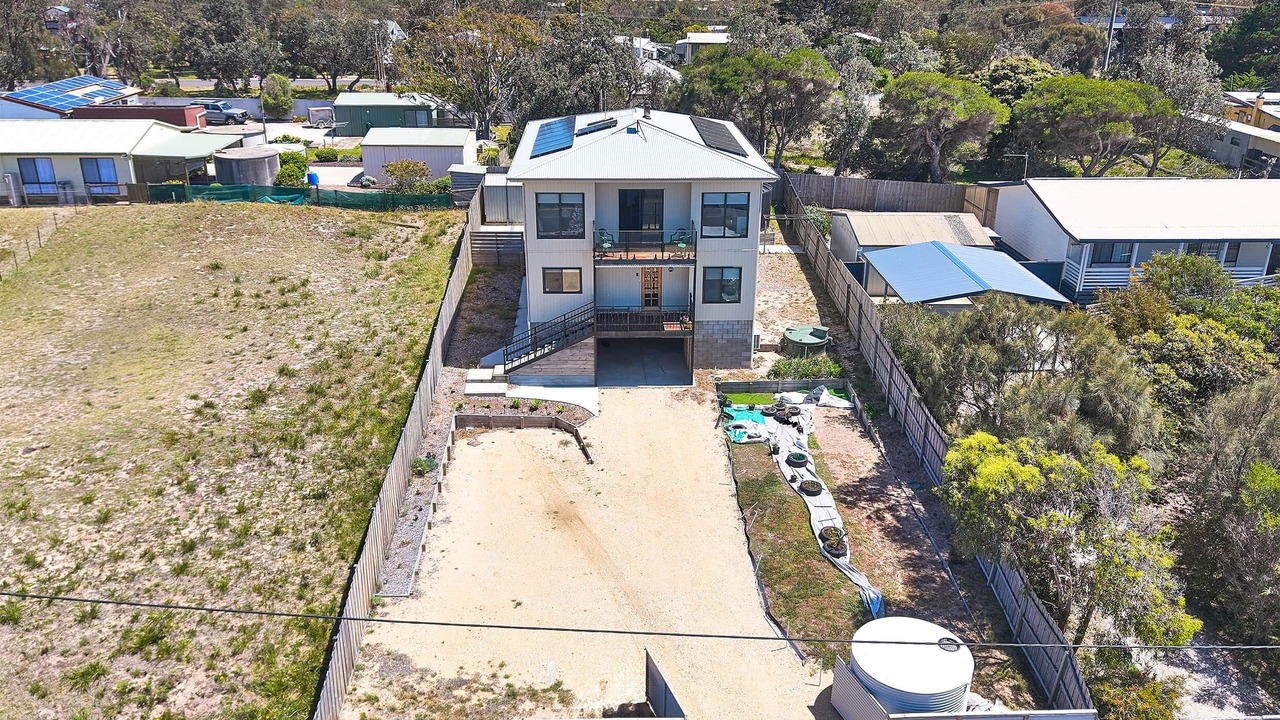 Photo of Others in Paradise Beach