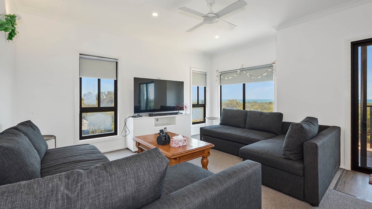 Photo of Bedroom in Paradise Beach
