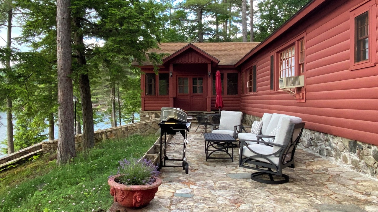 Photo of Patio Balcony in Huletts Landing