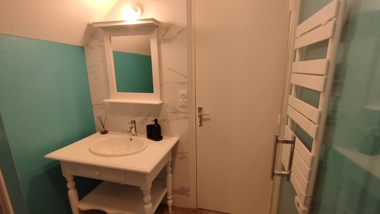 Photo of Bathroom in Plelan-le-Grand