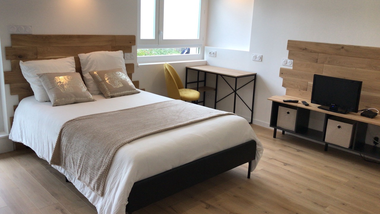 Photo of Bedroom in Forairie-Cotterets