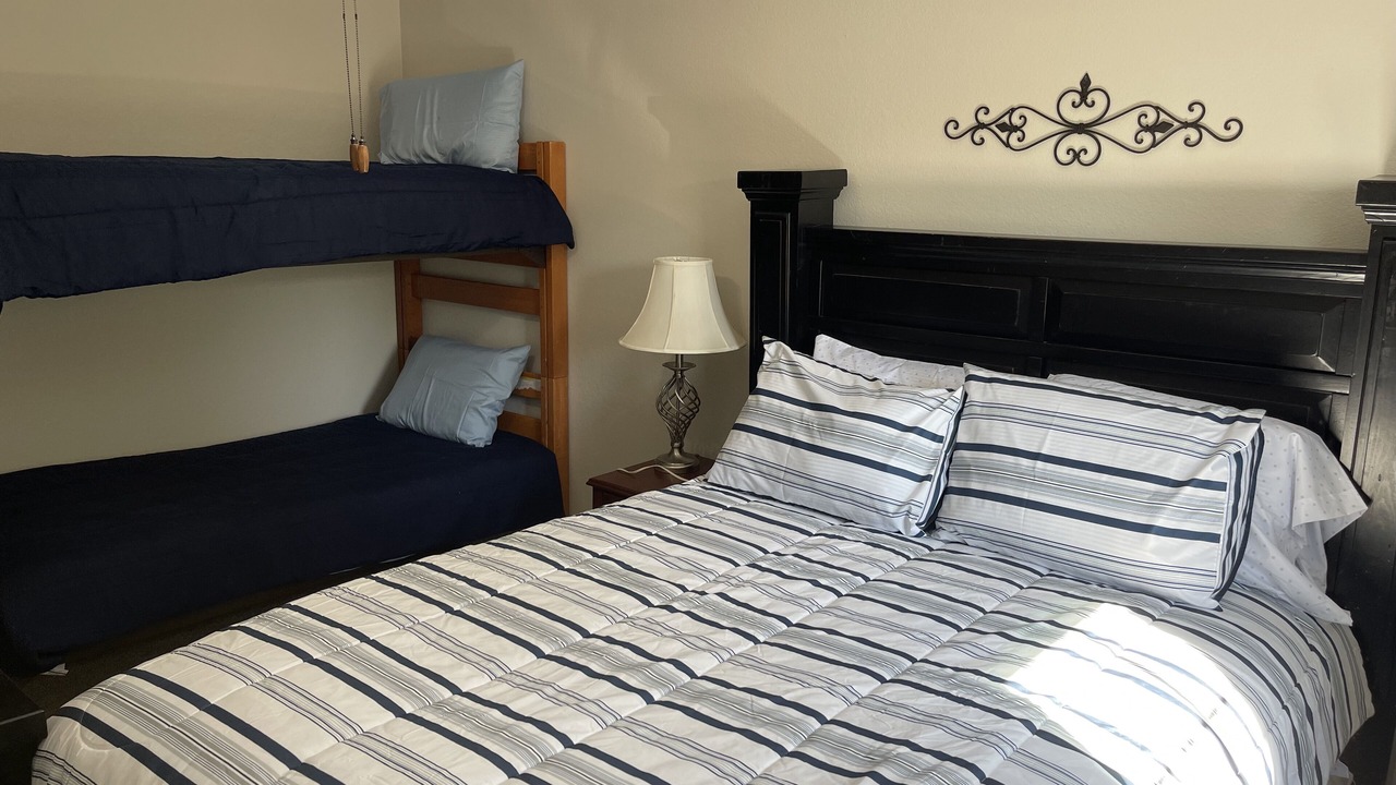 Photo of Bedroom in Lawrence