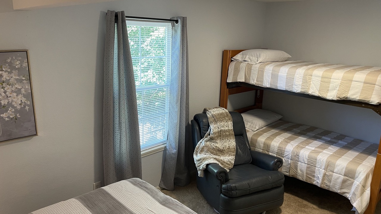 Photo of Bedroom in Lawrence