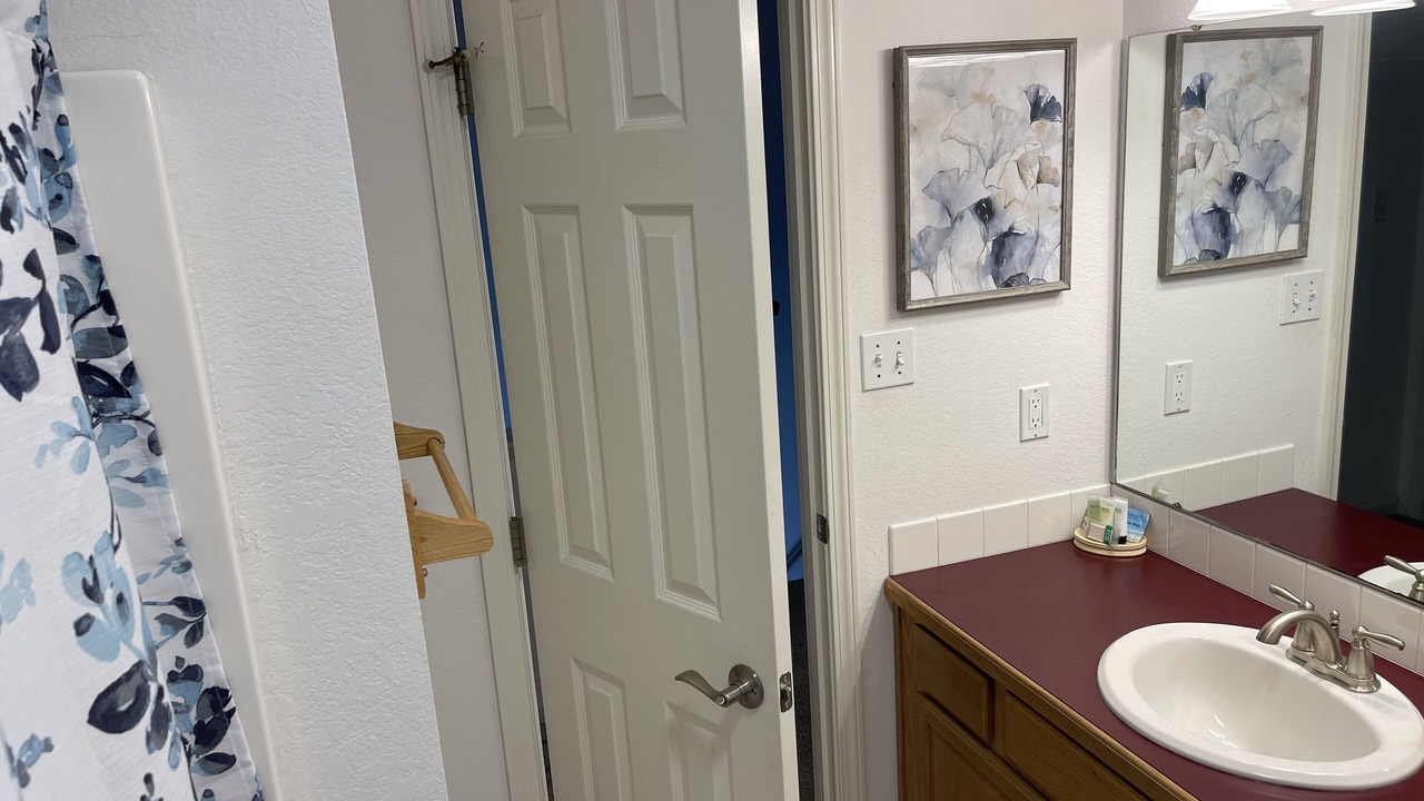 Photo of Bathroom in Lawrence