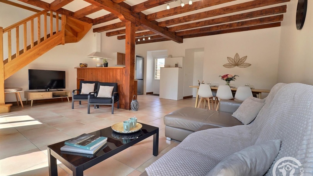 Photo of Livingroom in Roz-Landrieux