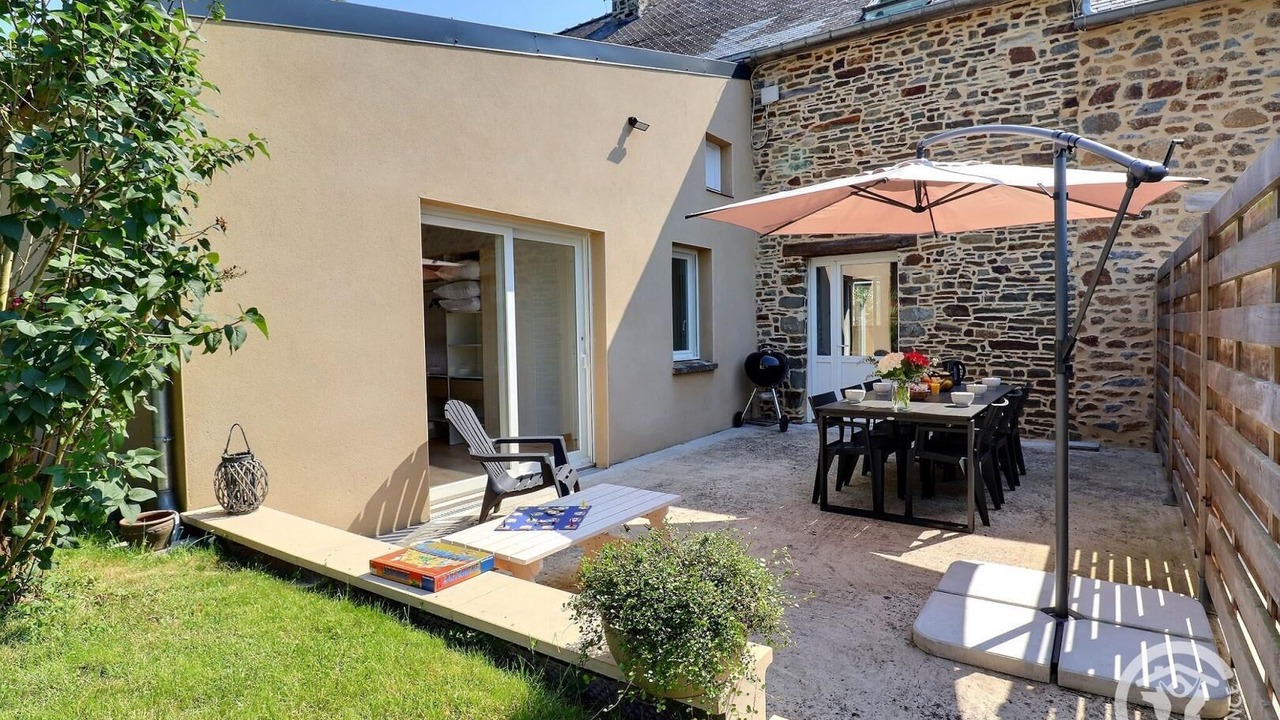 Photo of Outdoor in Roz-Landrieux
