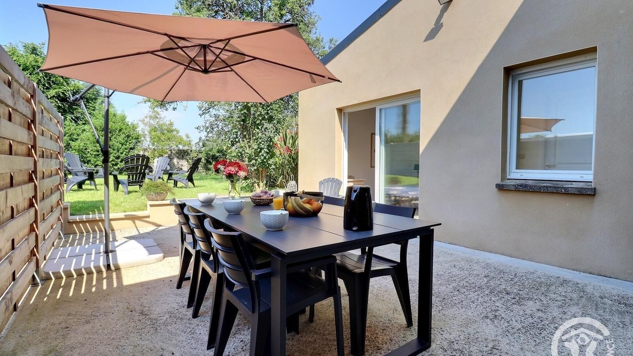 Photo of Outdoor in Roz-Landrieux