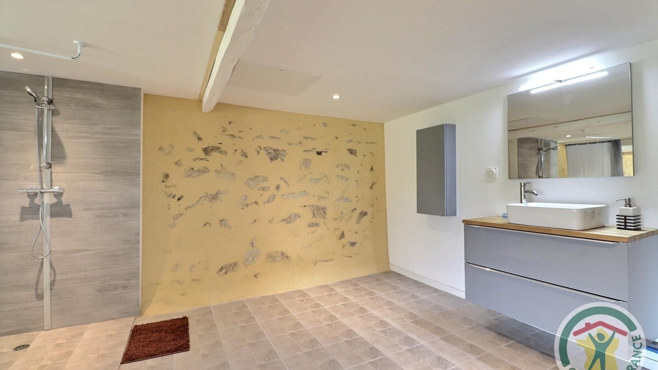 Photo of Bathroom in La Bouexiere