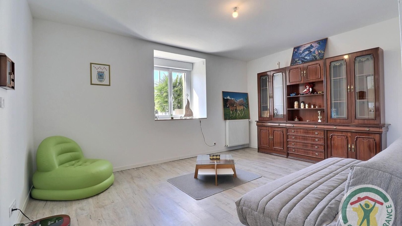 Photo of Livingroom in La Bouexiere