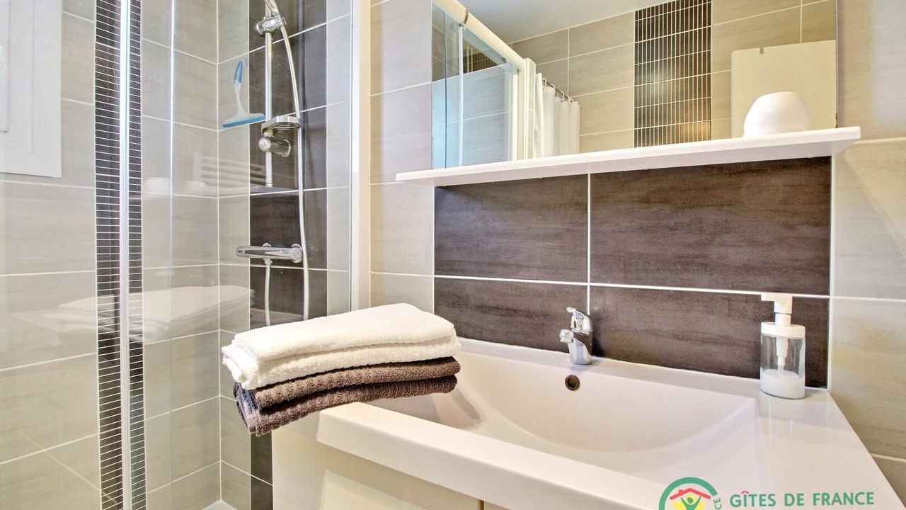 Photo of Bathroom in Montertelot