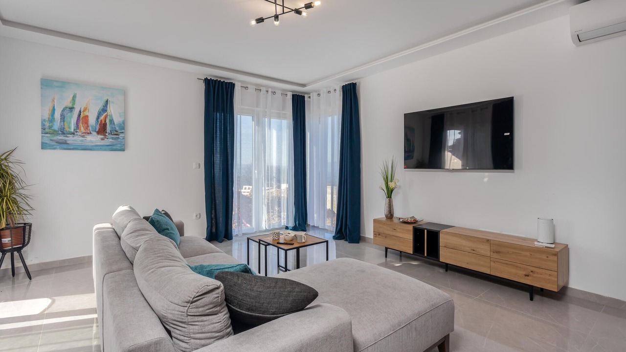 Photo of Bedroom in Smrika