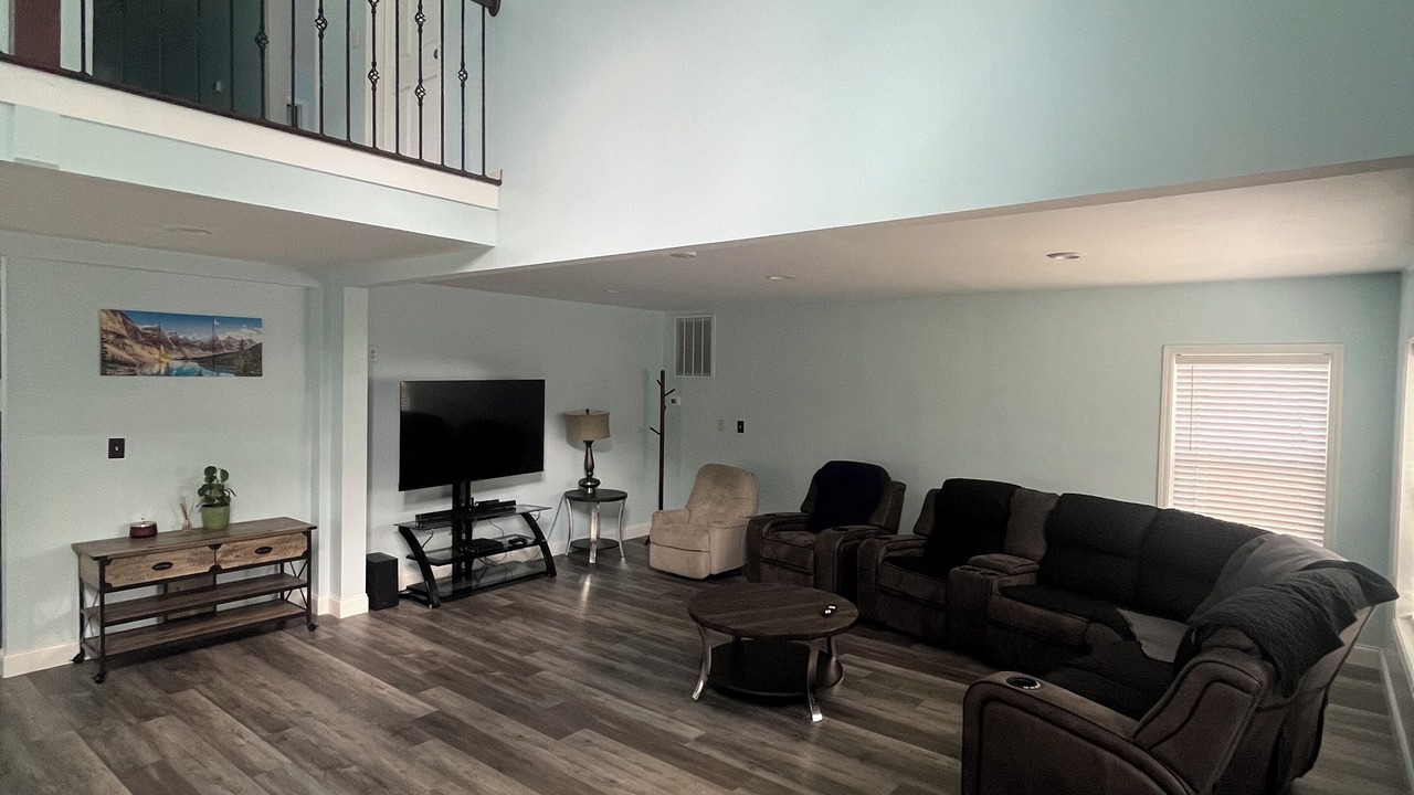 Photo of Livingroom in Dalton