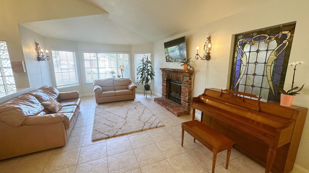 Photo of Livingroom in Rocklin