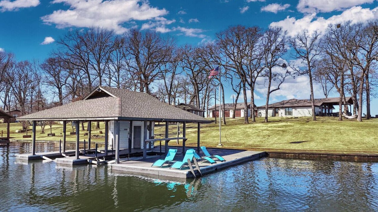 Photo of Outdoor in Dogwood