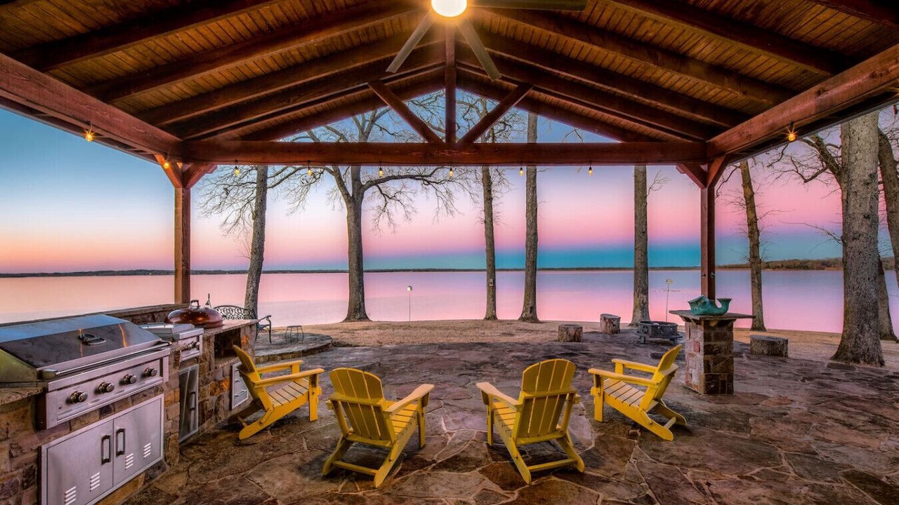 Photo of Patio Balcony in Dogwood