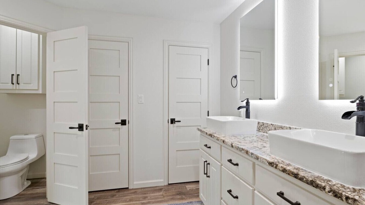 Photo of Bathroom in Dogwood