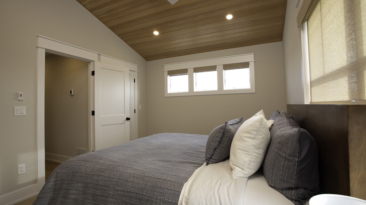 Photo of Bedroom in Ship Bottom