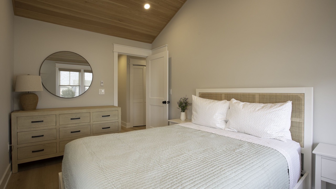 Photo of Bedroom in Ship Bottom