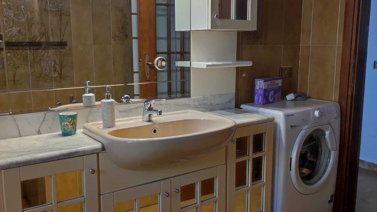 Photo of Bathroom in Gambolo