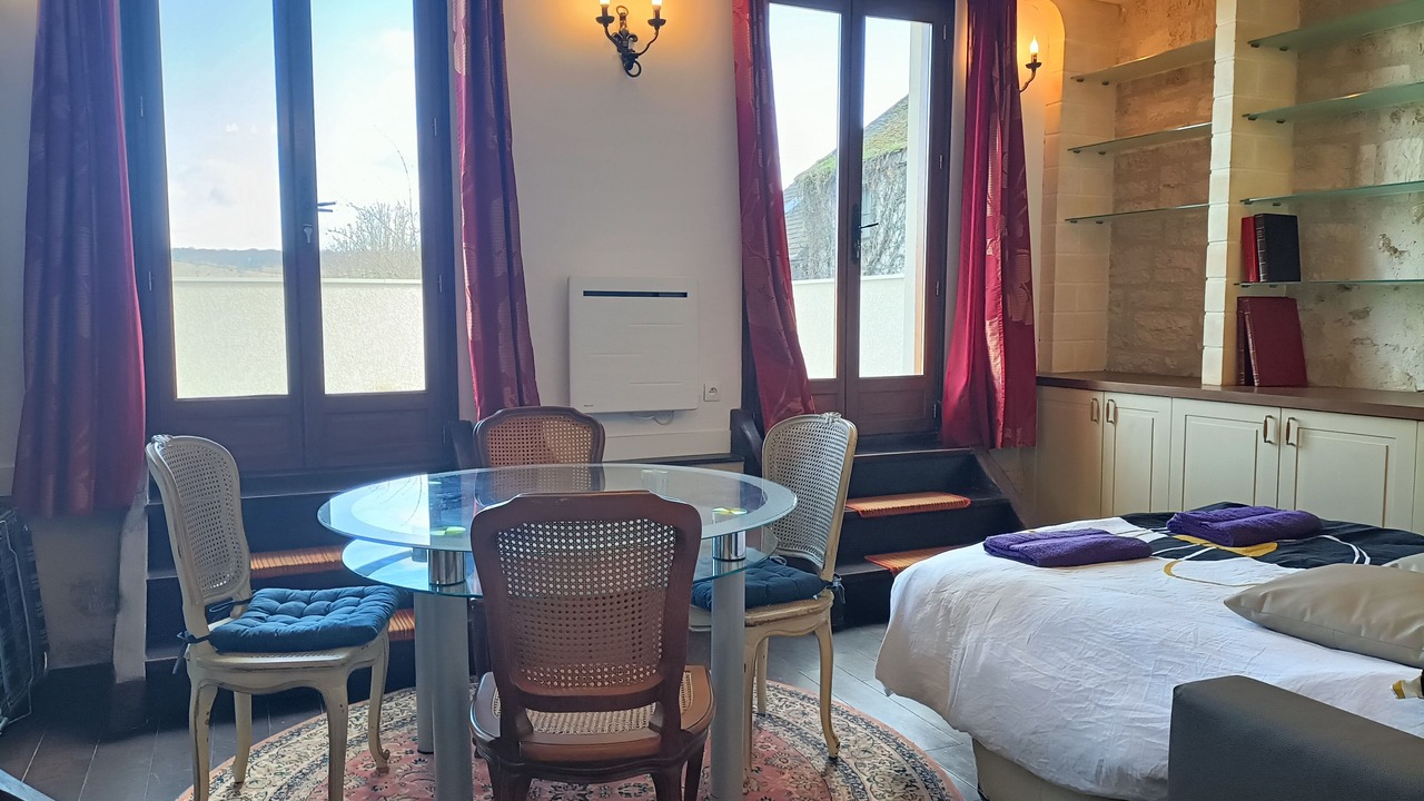 Photo of Bedroom in Bazemont