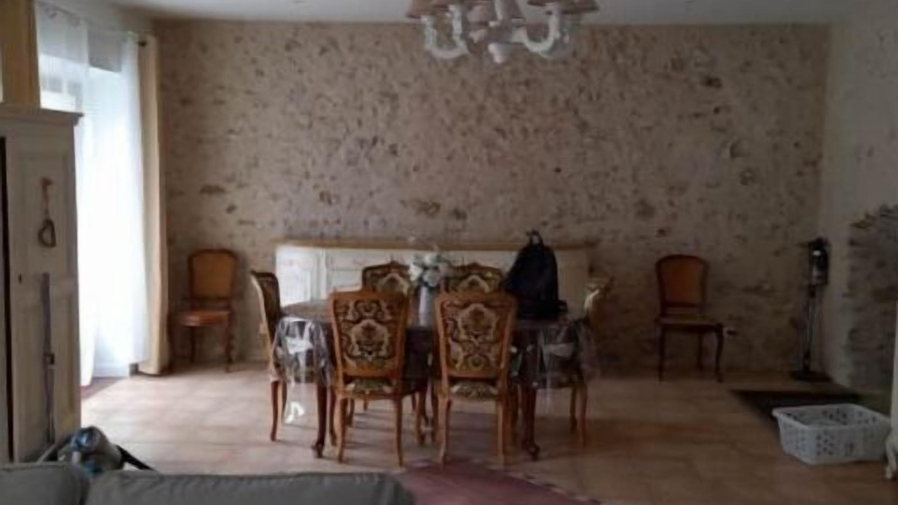 Photo of Livingroom in Bazemont