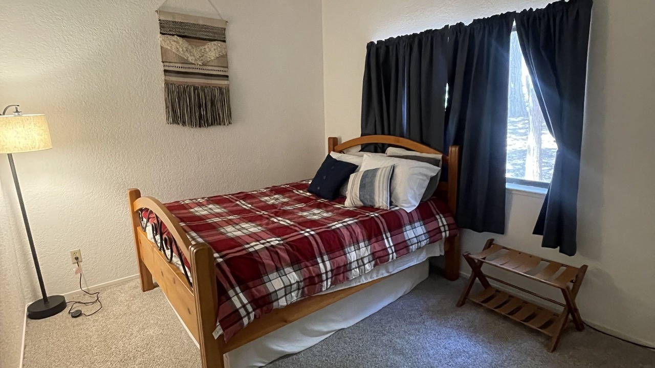 Photo of Bedroom in Pollock Pines