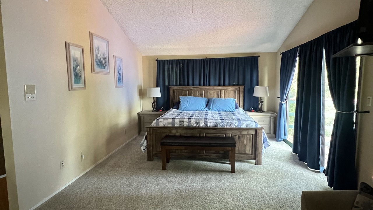 Photo of Bedroom in Pollock Pines