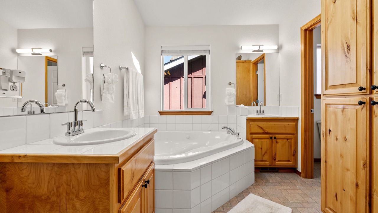 Photo of Bathroom in Mountain View