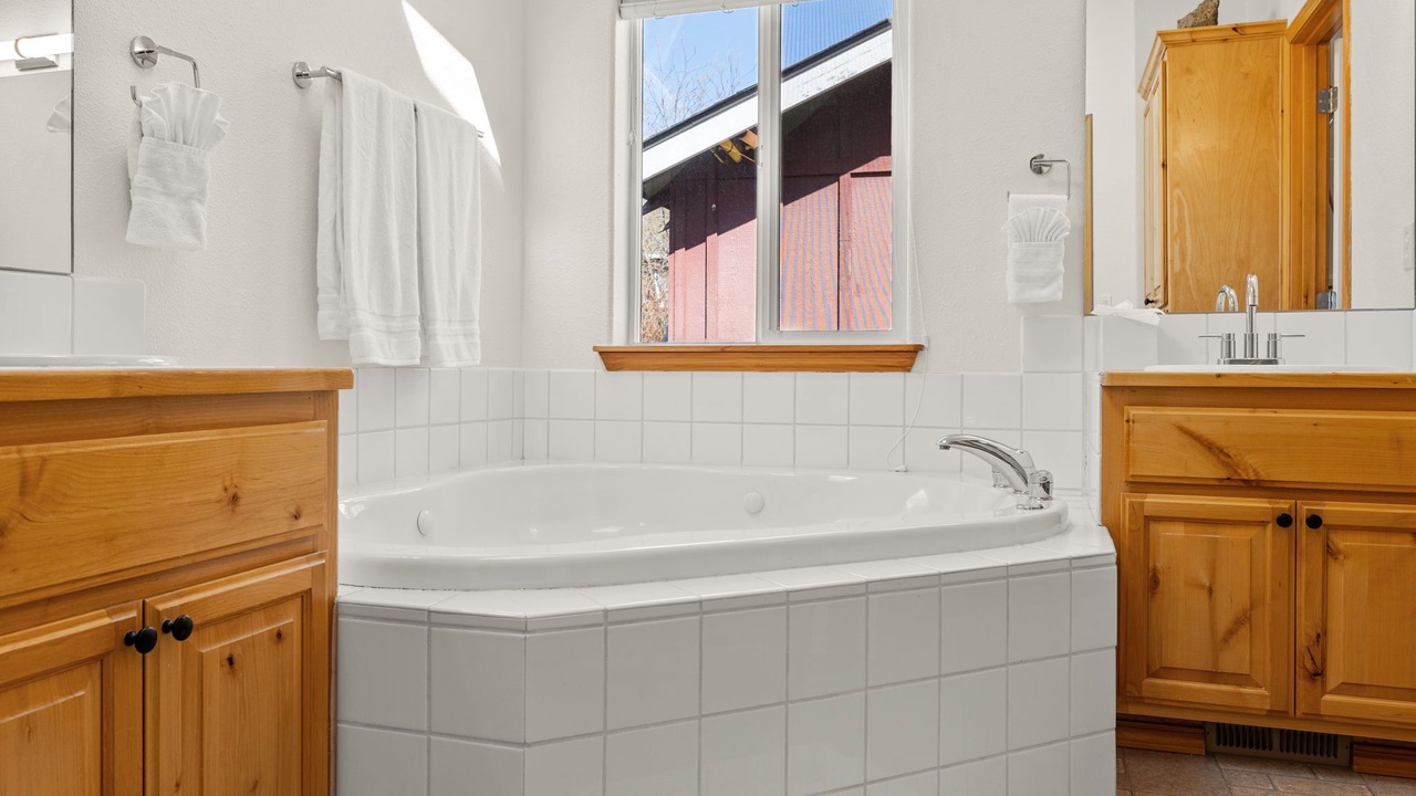 Photo of Bathroom in Mountain View