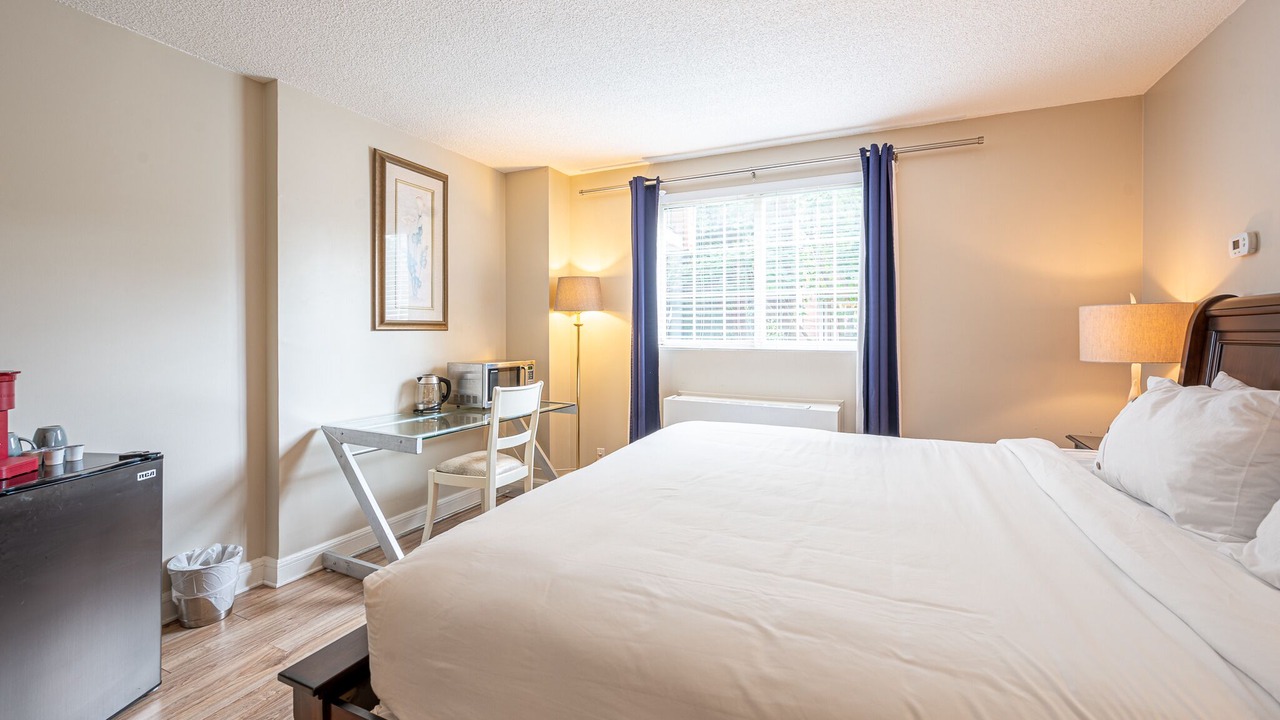 Photo of Bedroom in Saint-Sauveur